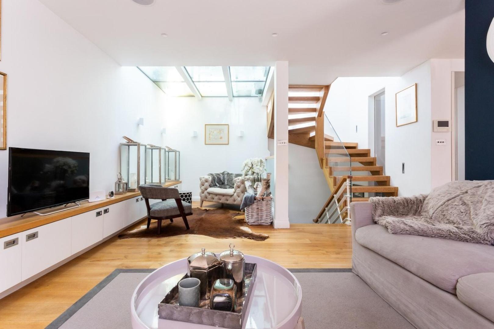 Вилла New Stunning 5Bd Mews House Лондон Экстерьер фото